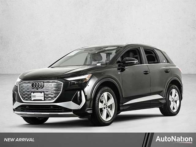 2023 AUDI Q4