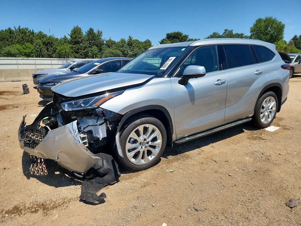 2024 TOYOTA Highlander