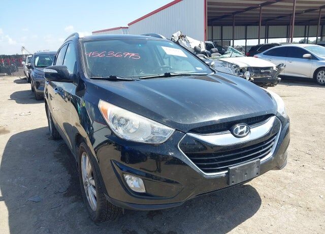 2011 HYUNDAI Tucson