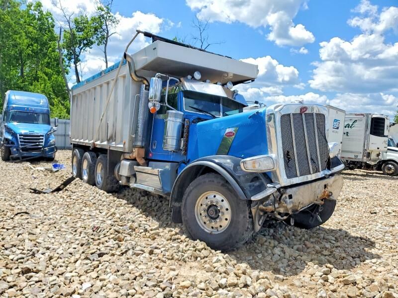 2019 PETERBILT 389