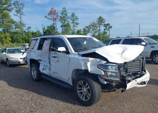 2017 CHEVROLET Tahoe