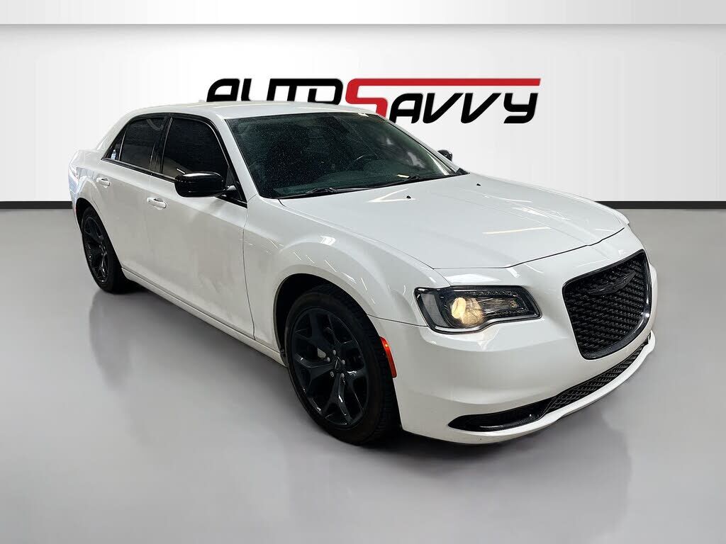 2022 CHRYSLER 300