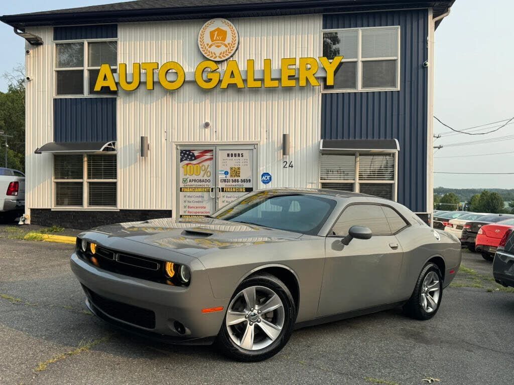 2017 DODGE Challenger