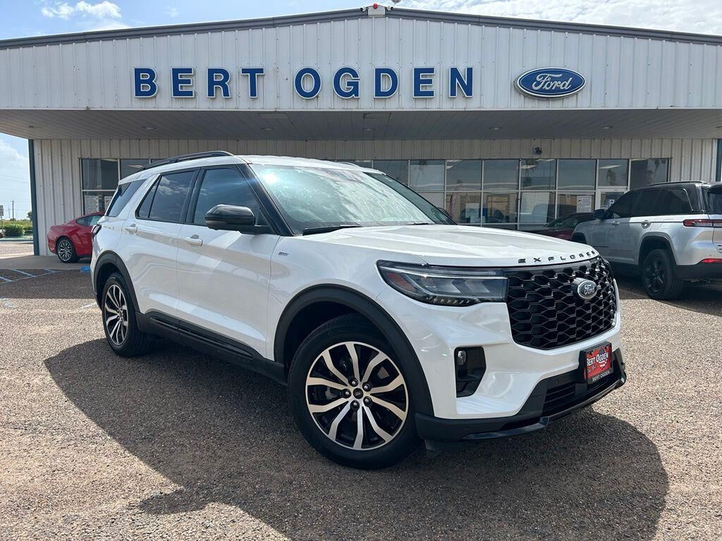 2025 FORD Explorer