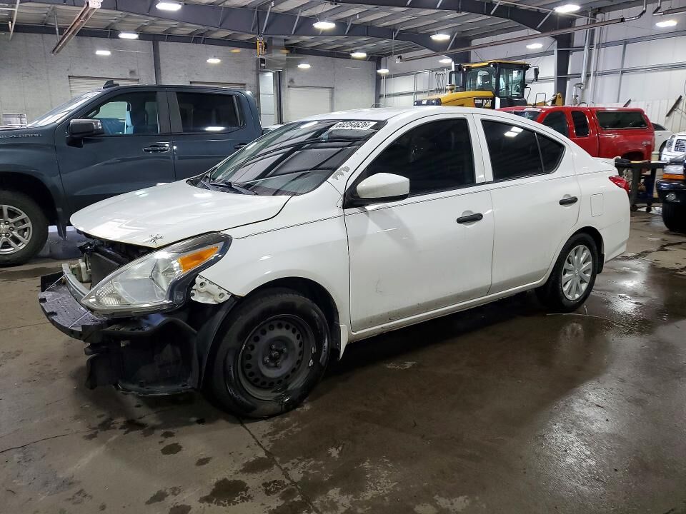 2018 NISSAN Versa