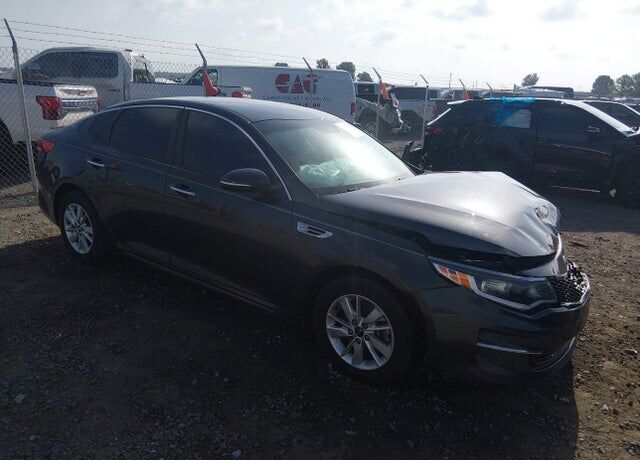 2017 KIA Optima