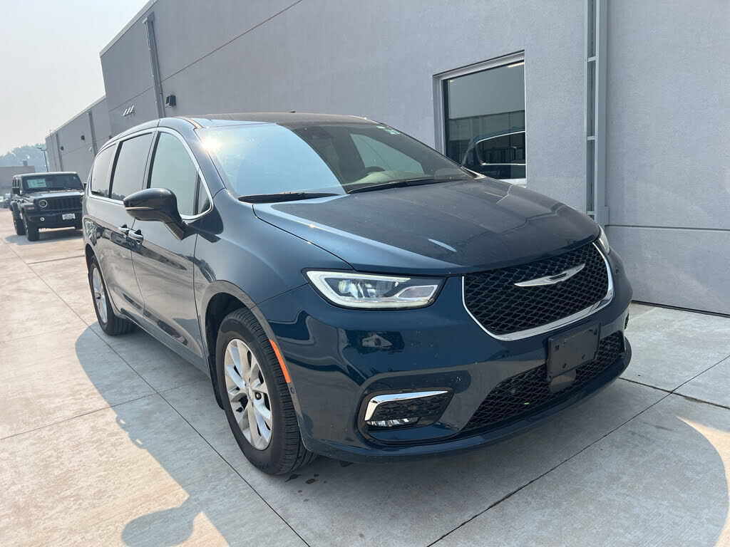 2025 CHRYSLER Pacifica