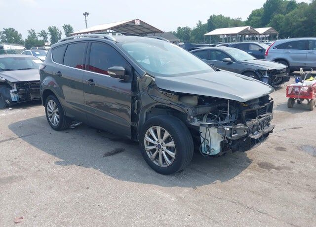 2017 FORD Escape