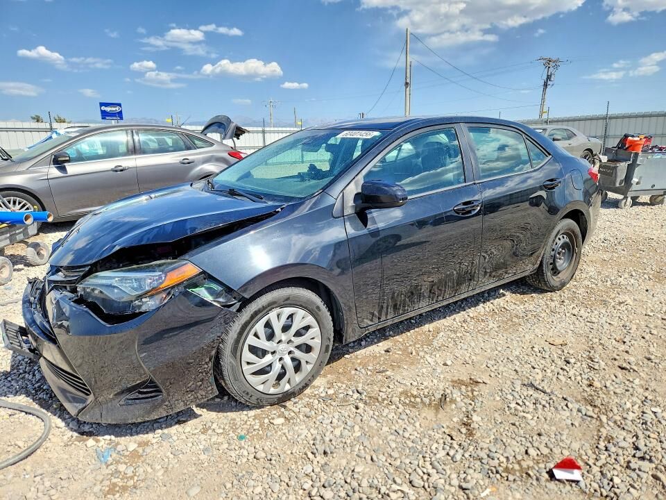2018 TOYOTA Corolla