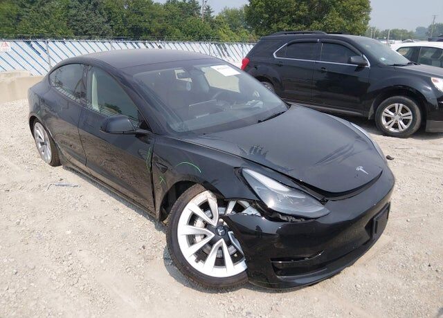 2022 TESLA Model 3