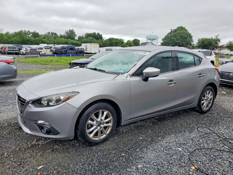 2015 MAZDA Mazda3