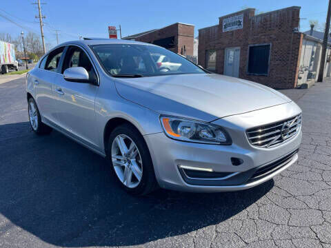 2015 VOLVO S60