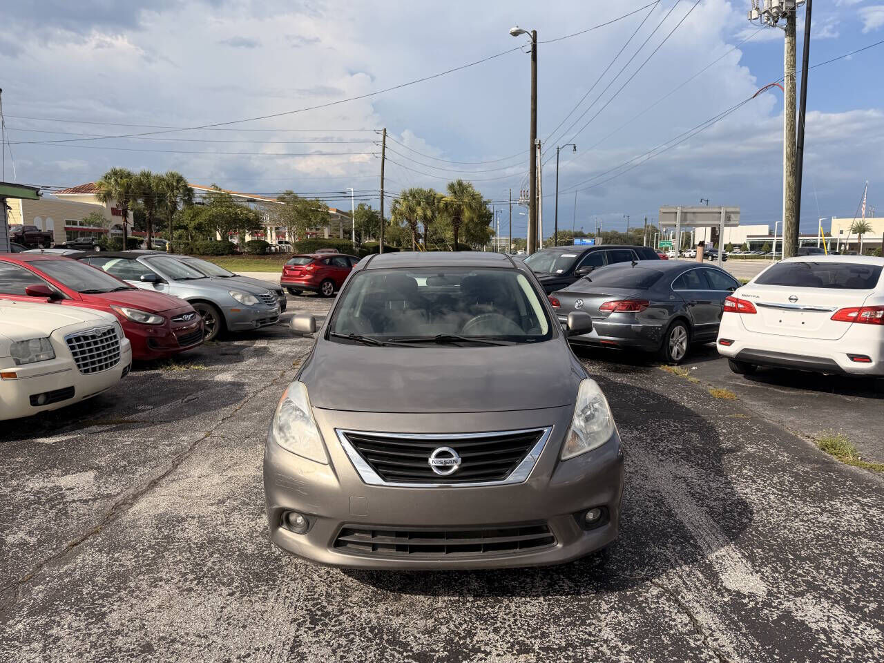 2014 NISSAN Versa