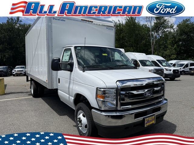 2027 FORD E-450