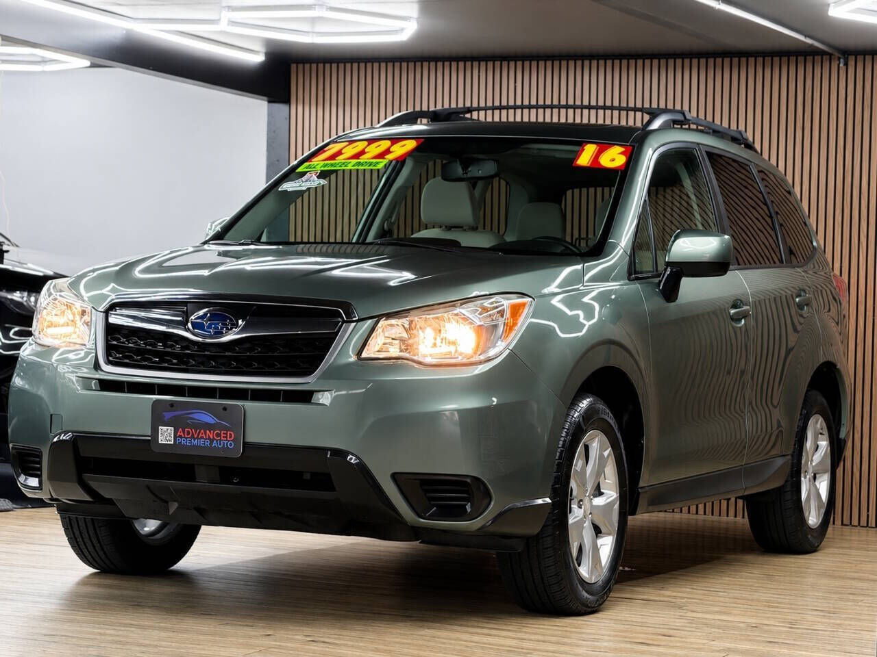 2016 SUBARU Forester