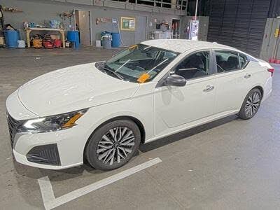 2025 NISSAN Altima