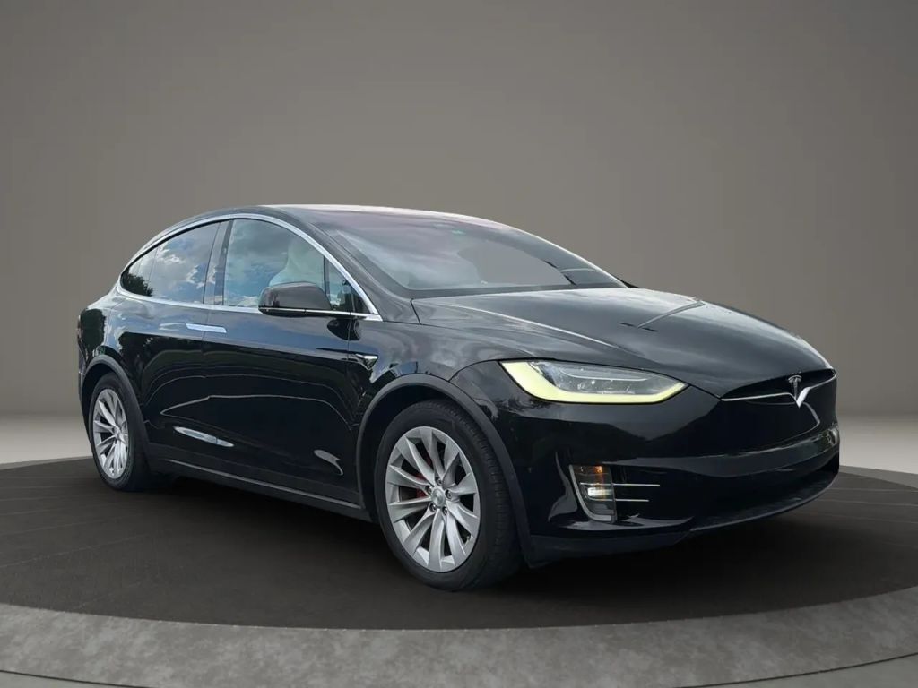 2018 TESLA Model X