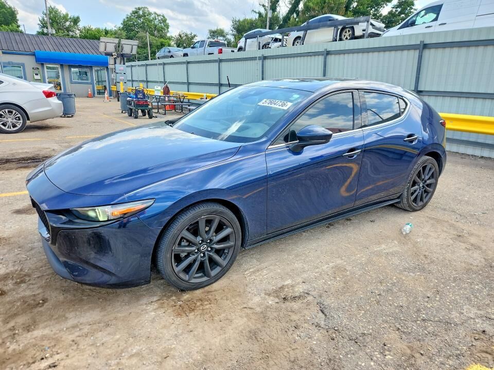 2020 MAZDA Mazda3