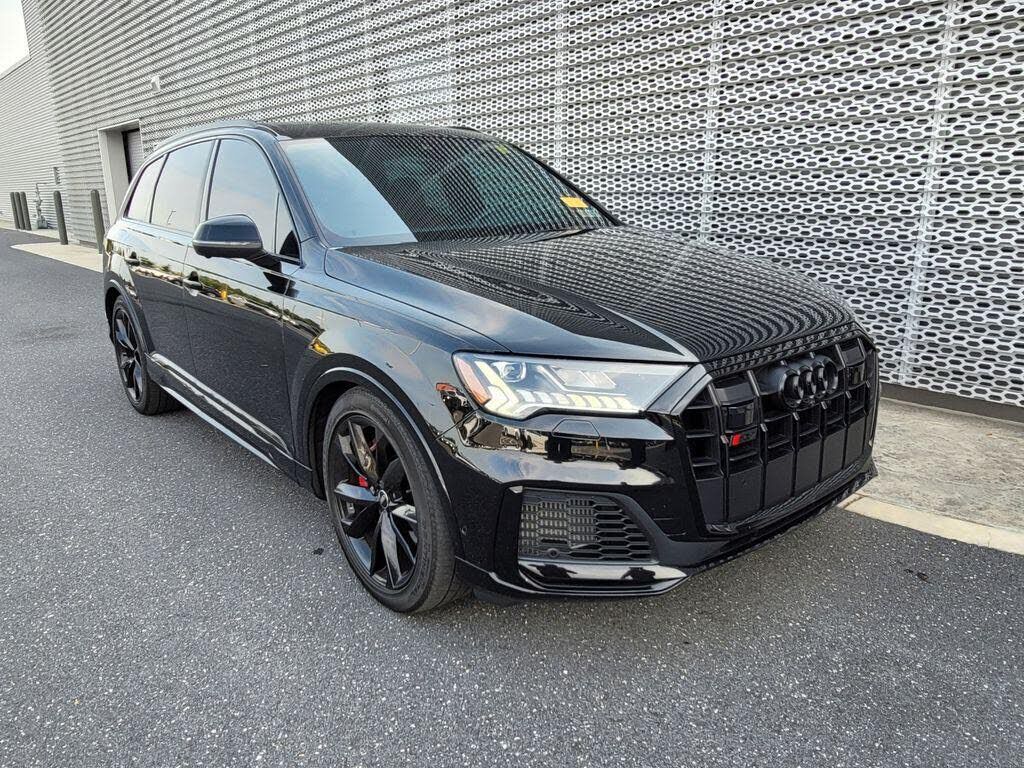 2023 AUDI SQ7