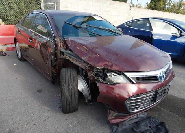 2014 TOYOTA Avalon