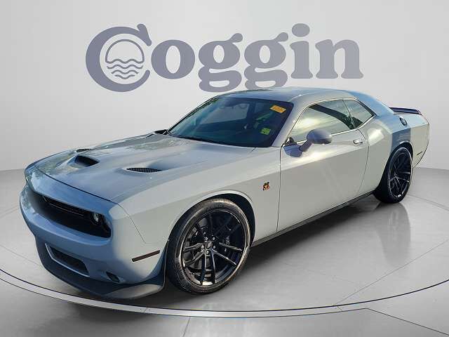 2021 DODGE Challenger