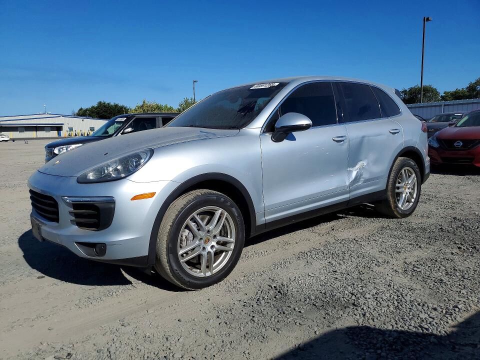 2016 PORSCHE Cayenne
