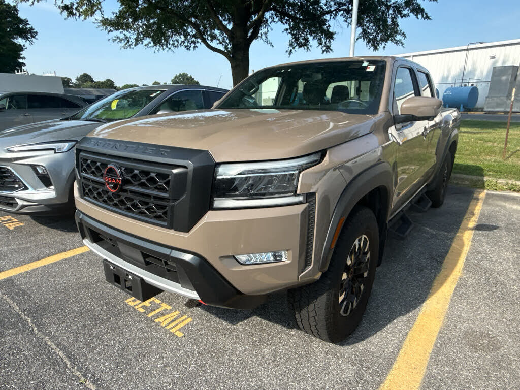 2023 NISSAN Frontier