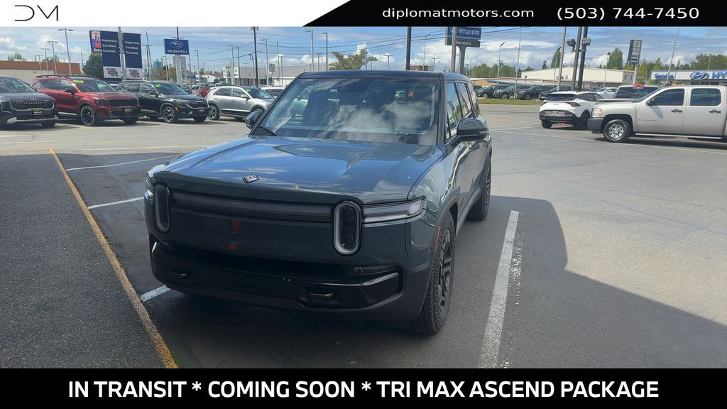2025 RIVIAN R1S