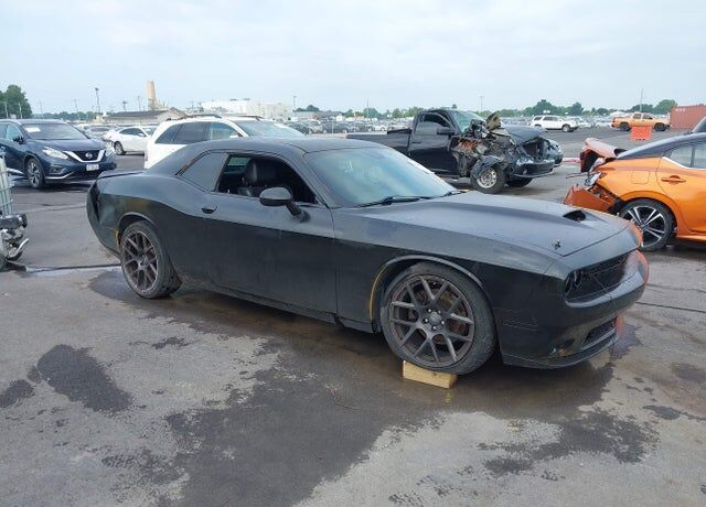 2017 DODGE Challenger