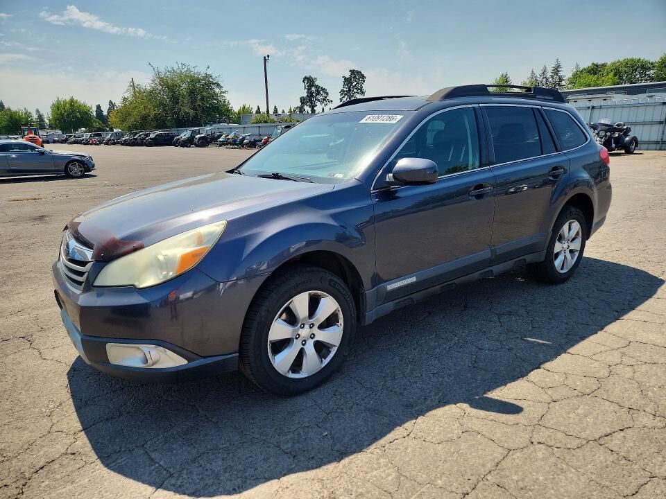 2011 SUBARU Outback