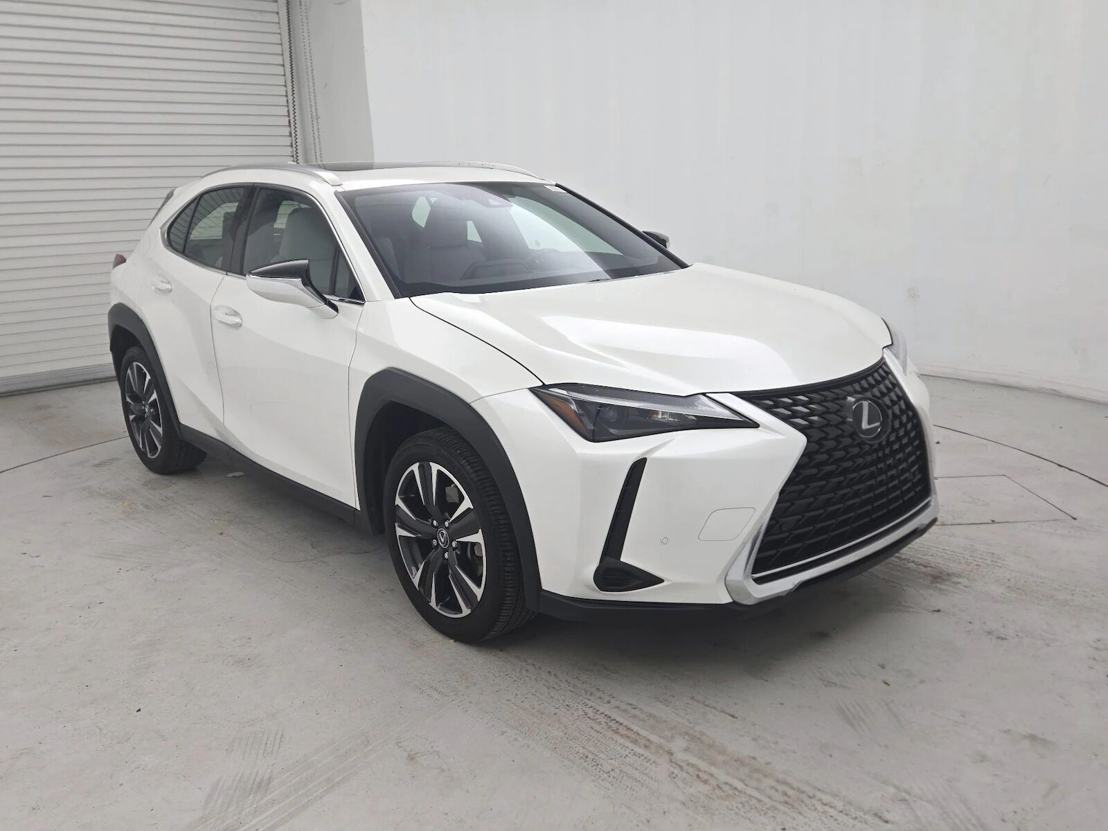 2024 LEXUS UX