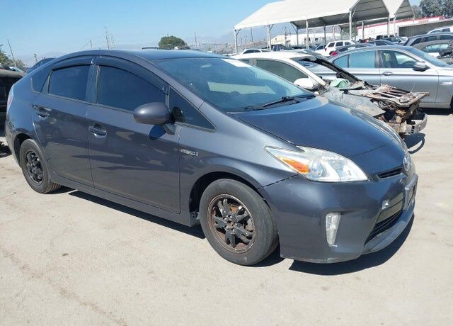 2014 TOYOTA PRIUS