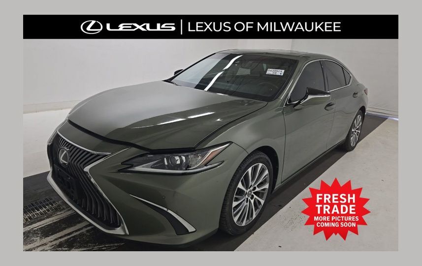 2021 LEXUS ES