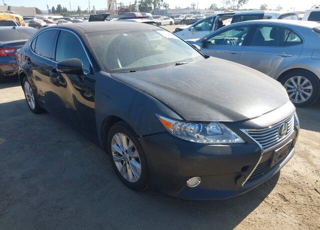 2014 LEXUS ES