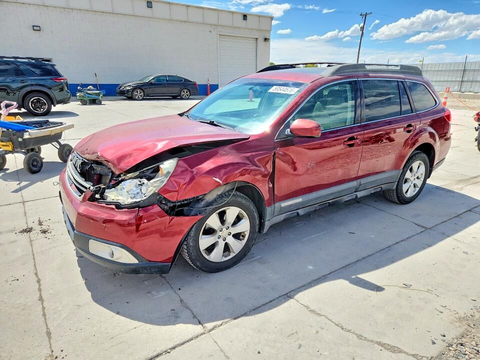 2011 SUBARU Outback