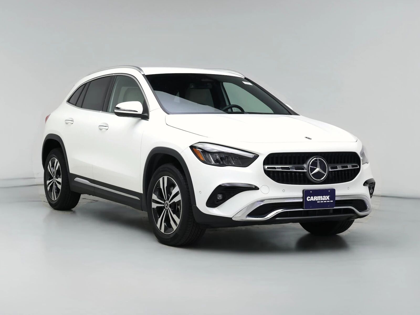 2024 MERCEDES-BENZ GLA-Class