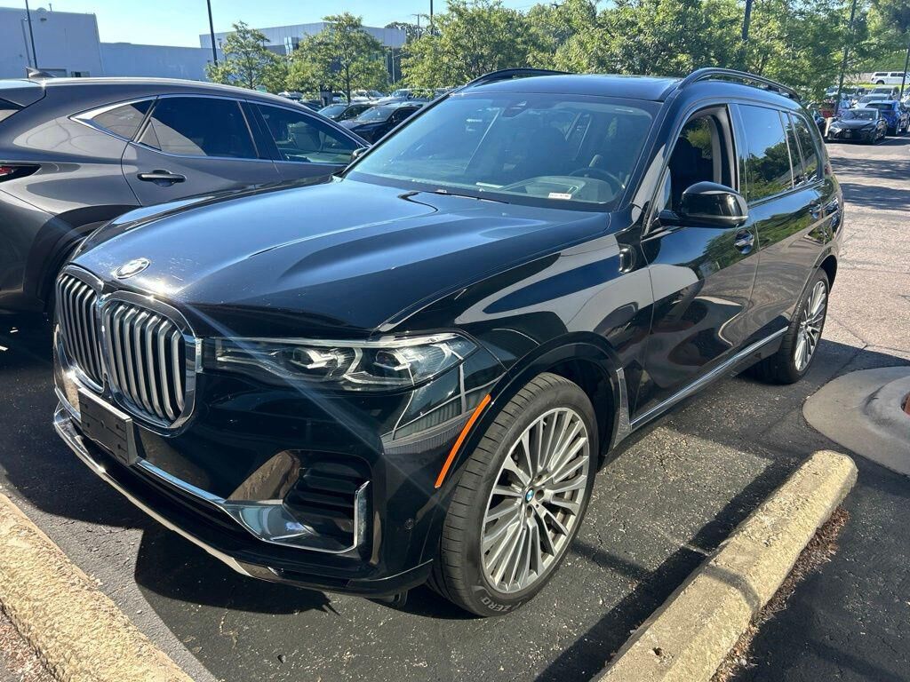 2021 BMW X7