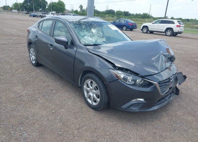 2015 MAZDA Mazda3