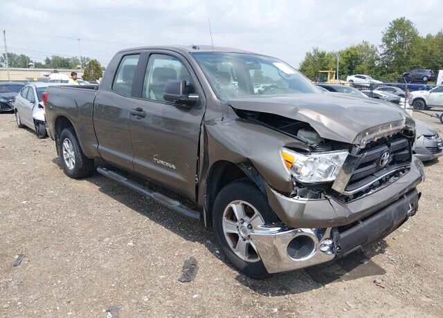 2012 TOYOTA Tundra