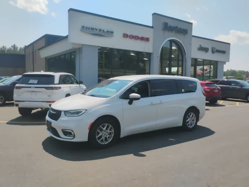 2023 CHRYSLER Pacifica
