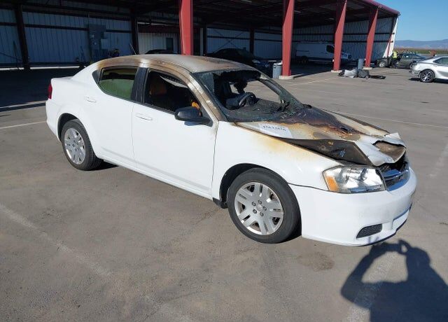 2012 DODGE Avenger