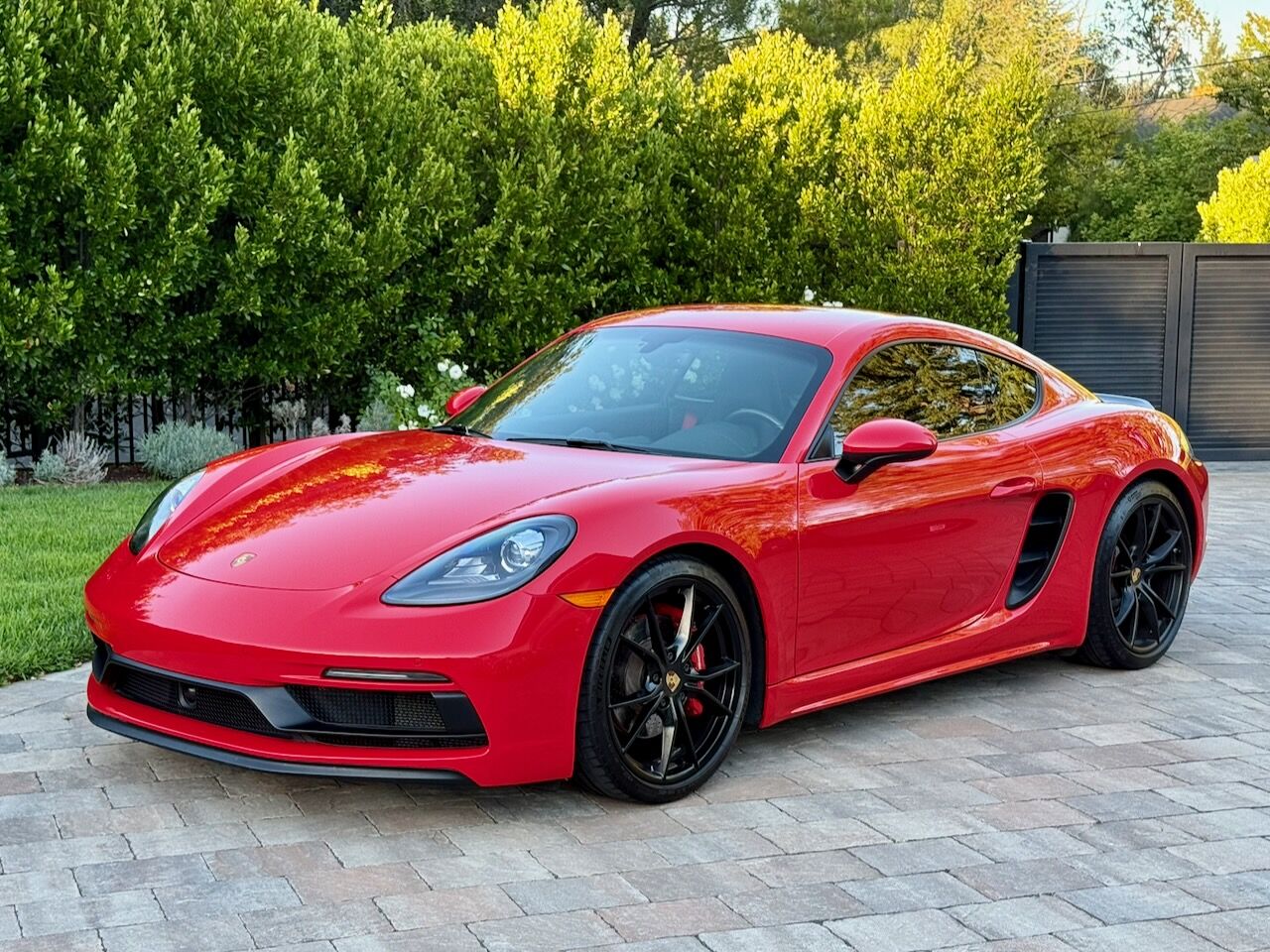 2018 PORSCHE 718