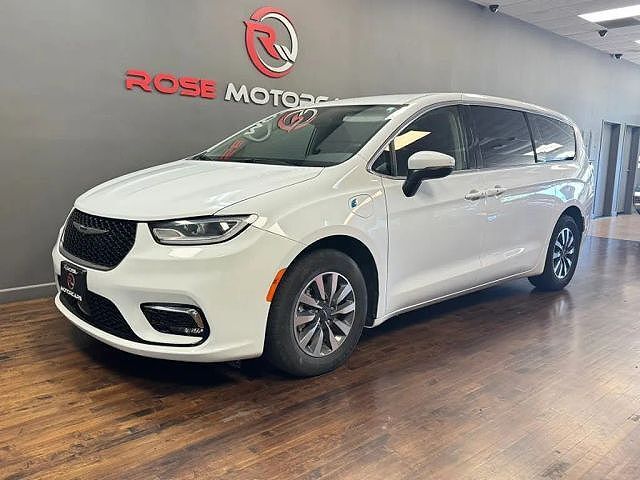 2023 CHRYSLER Pacifica