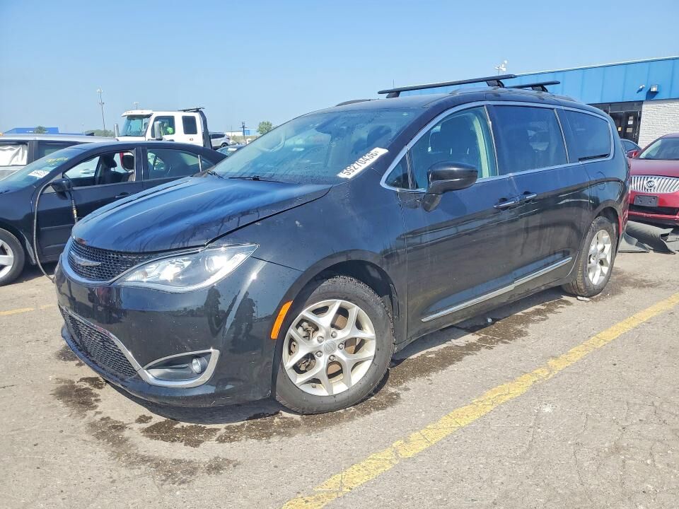 2019 CHRYSLER Pacifica