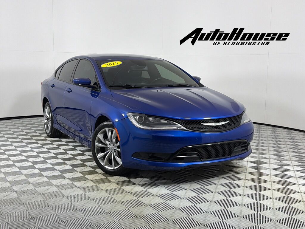 2015 CHRYSLER 200