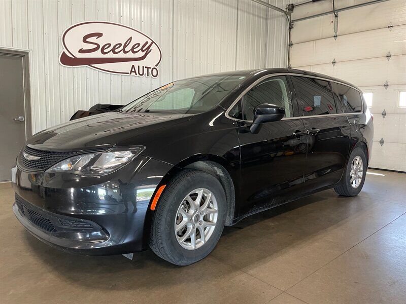 2022 CHRYSLER Pacifica