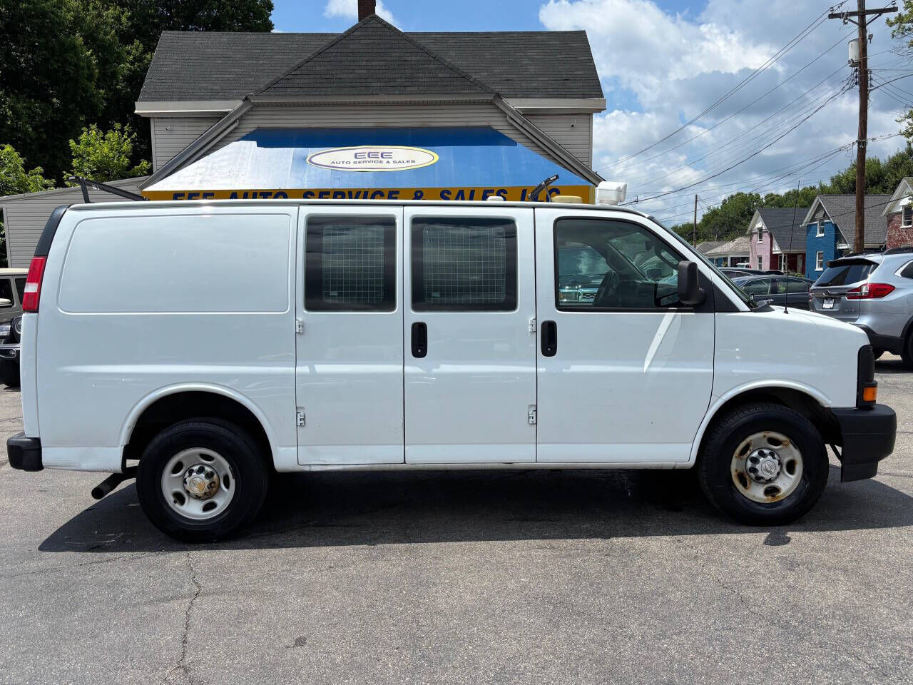 2017 CHEVROLET Express