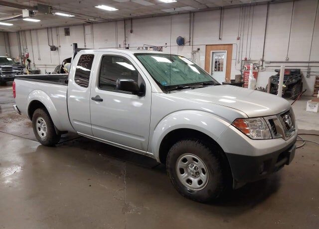 2016 NISSAN Frontier