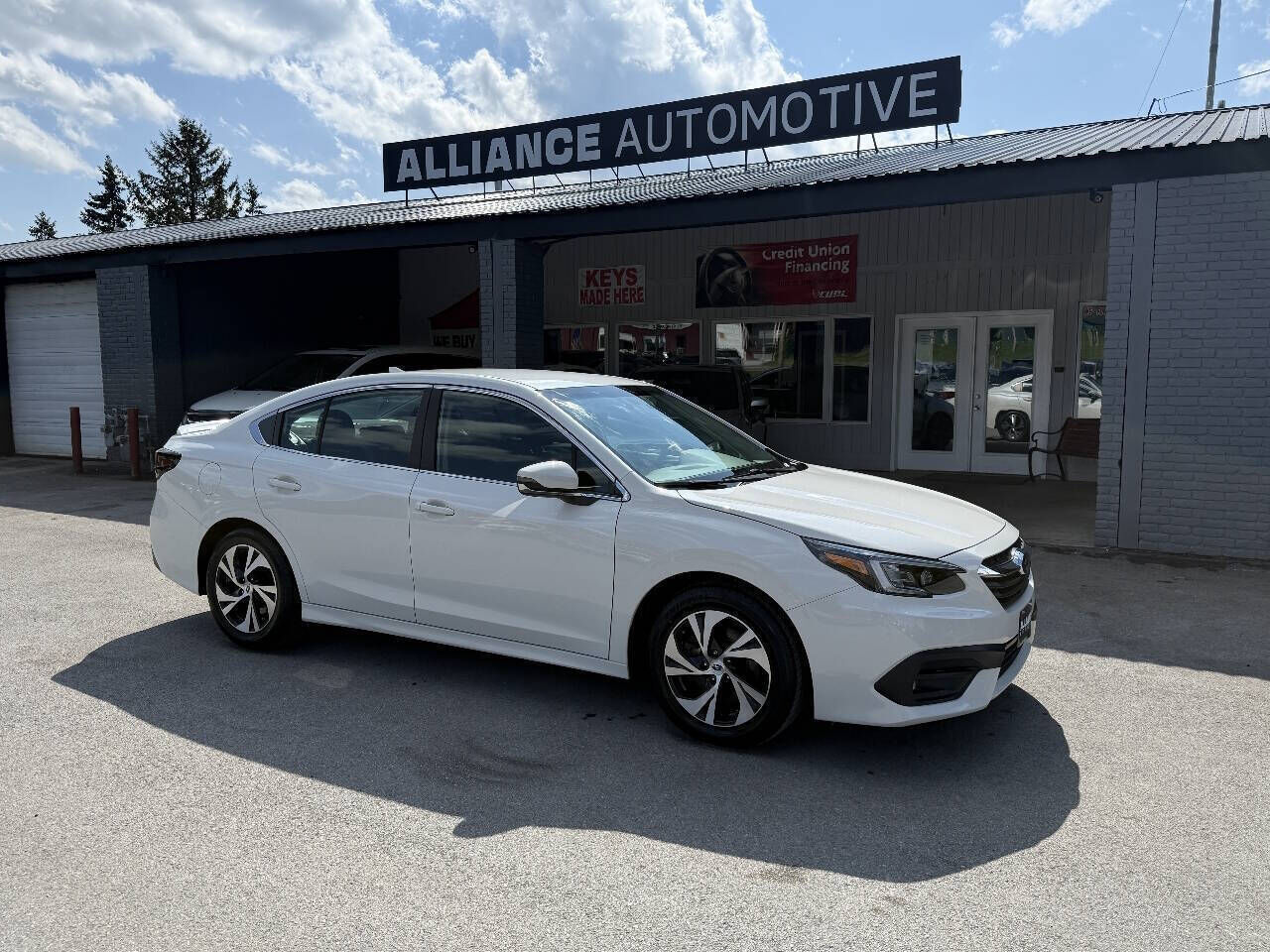 2022 SUBARU Legacy
