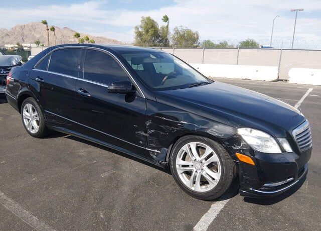 2011 MERCEDES-BENZ E-Class